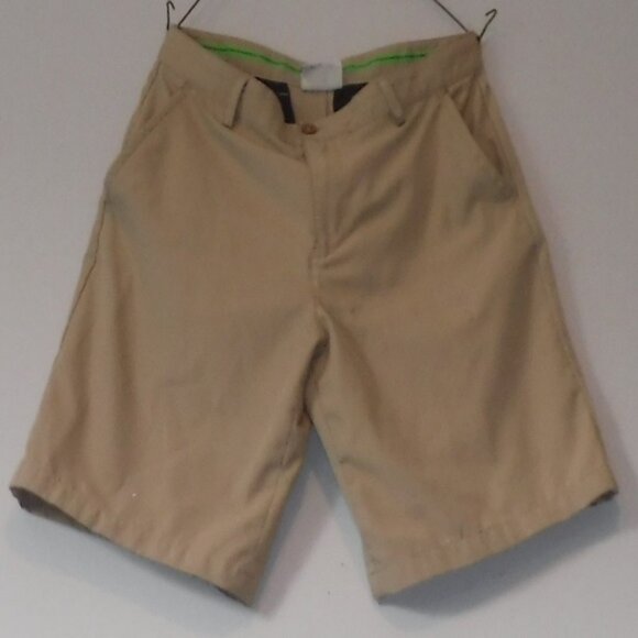 Mens Izod Brand Polyester Golf Shorts - Size 33 - Picture 2 of 4